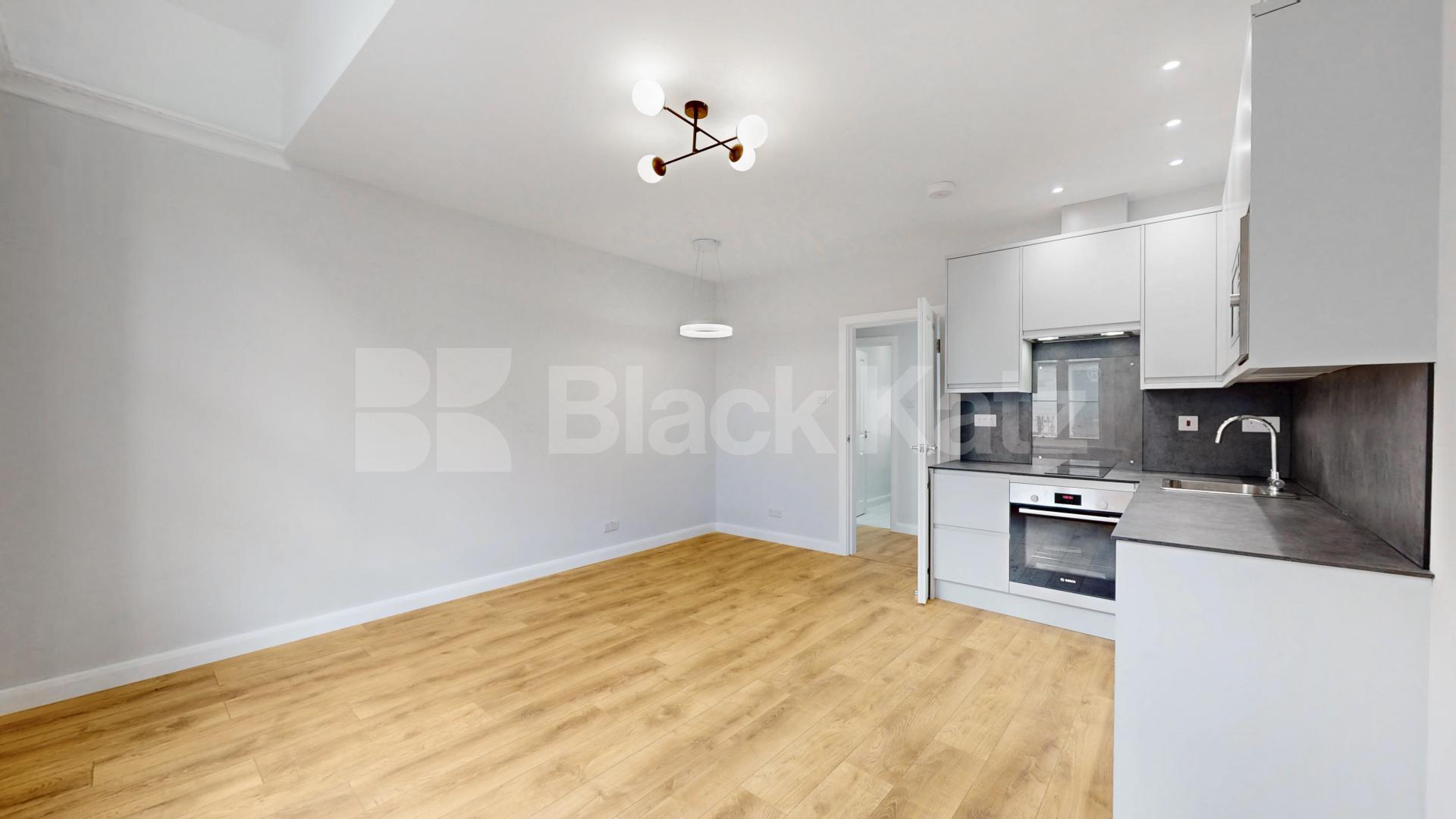 Newly refurbished one bed within walking distance to Paddington & Bayswater Gloucester Terrace, Bayswater